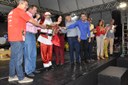 Iluminação de Natal foi inaugurada com surpresa